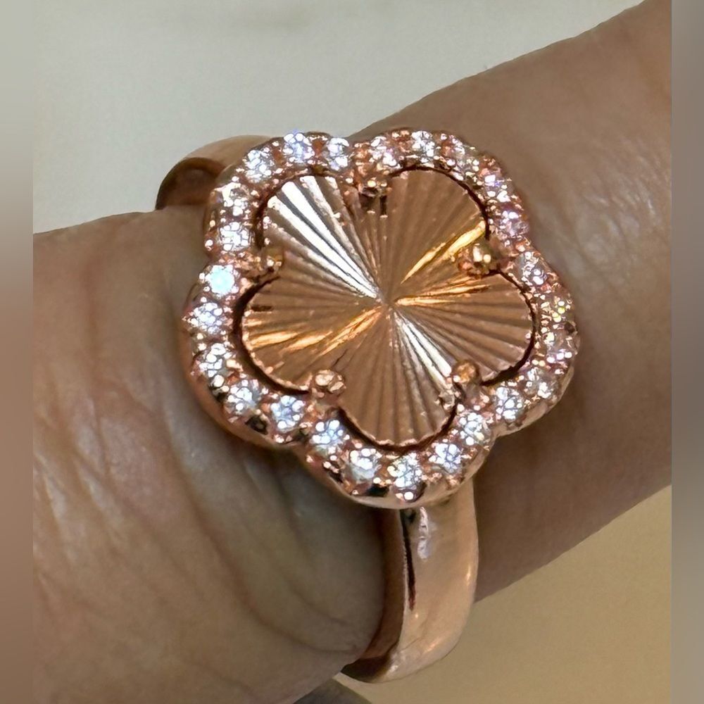 Adjustable Five Leaf Clove Zirconium Ring